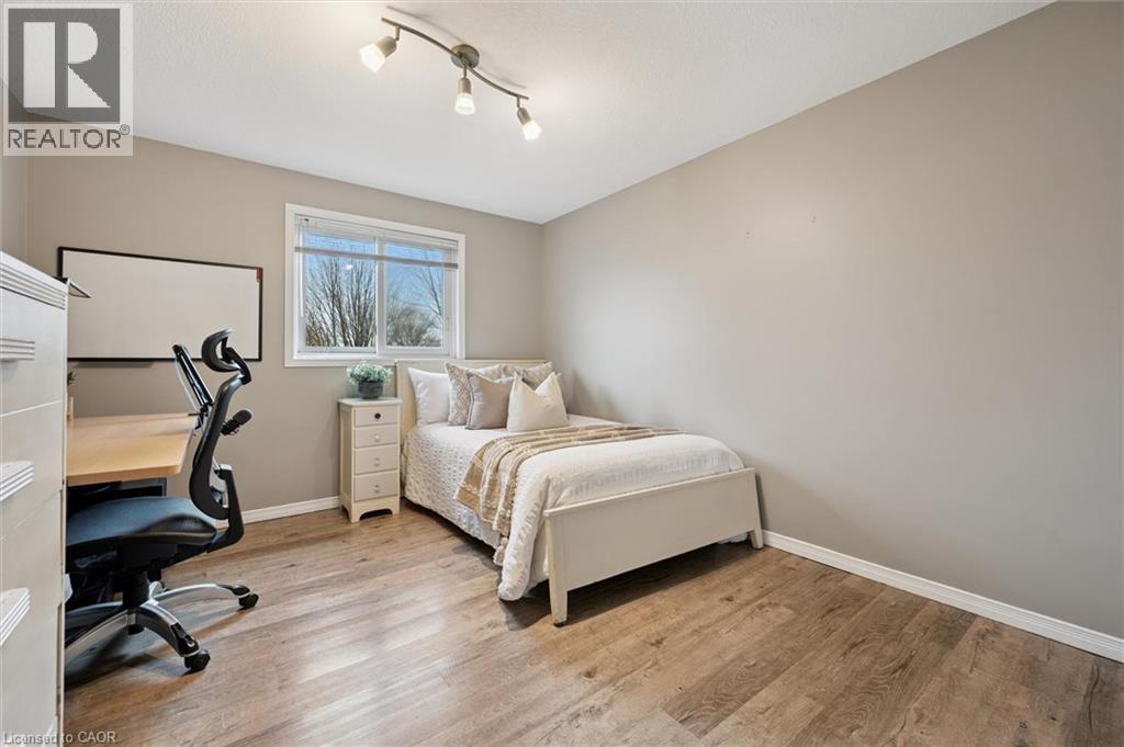 254 Auburn Drive, Waterloo, Ontario  N2K 3Z4 - Photo 16 - 40821758