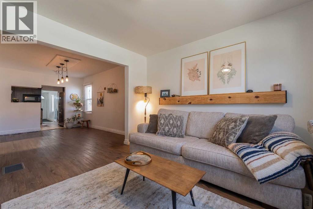 618 9 Street S, Lethbridge, Alberta  T1J 2L4 - Photo 8 - A2299083