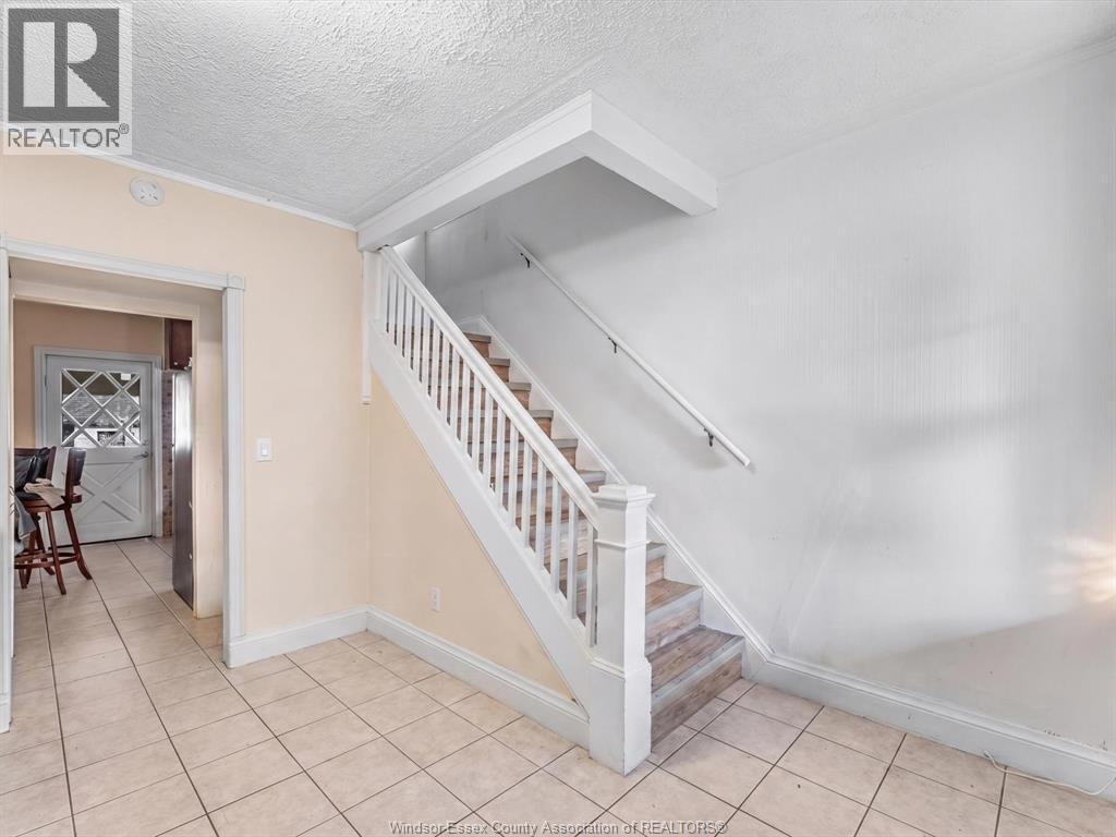 836 Elliott Street East, Windsor, Ontario  N9A 3S7 - Photo 3 - 26008418