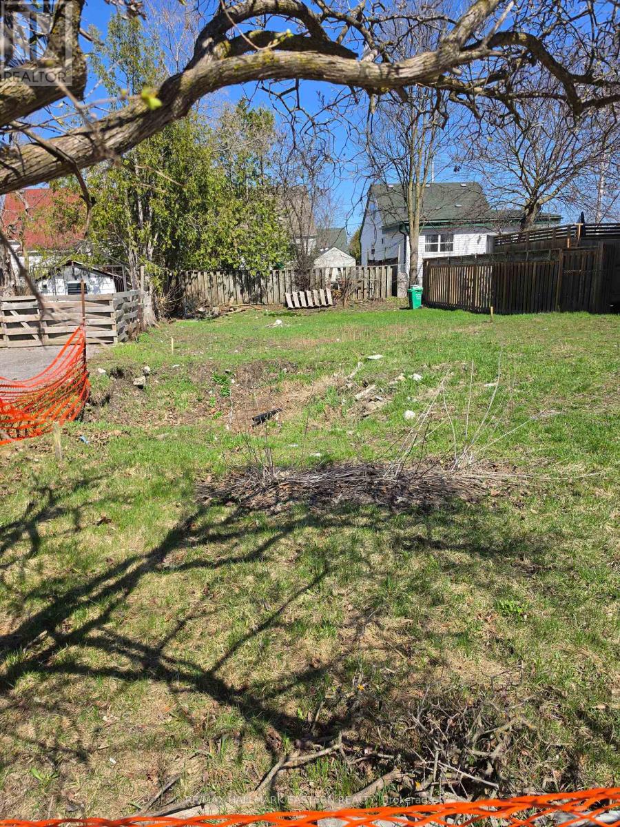 434 Edison Avenue, Peterborough (Otonabee Ward 1), Ontario  K9J 4G3 - Photo 3 - X13012710