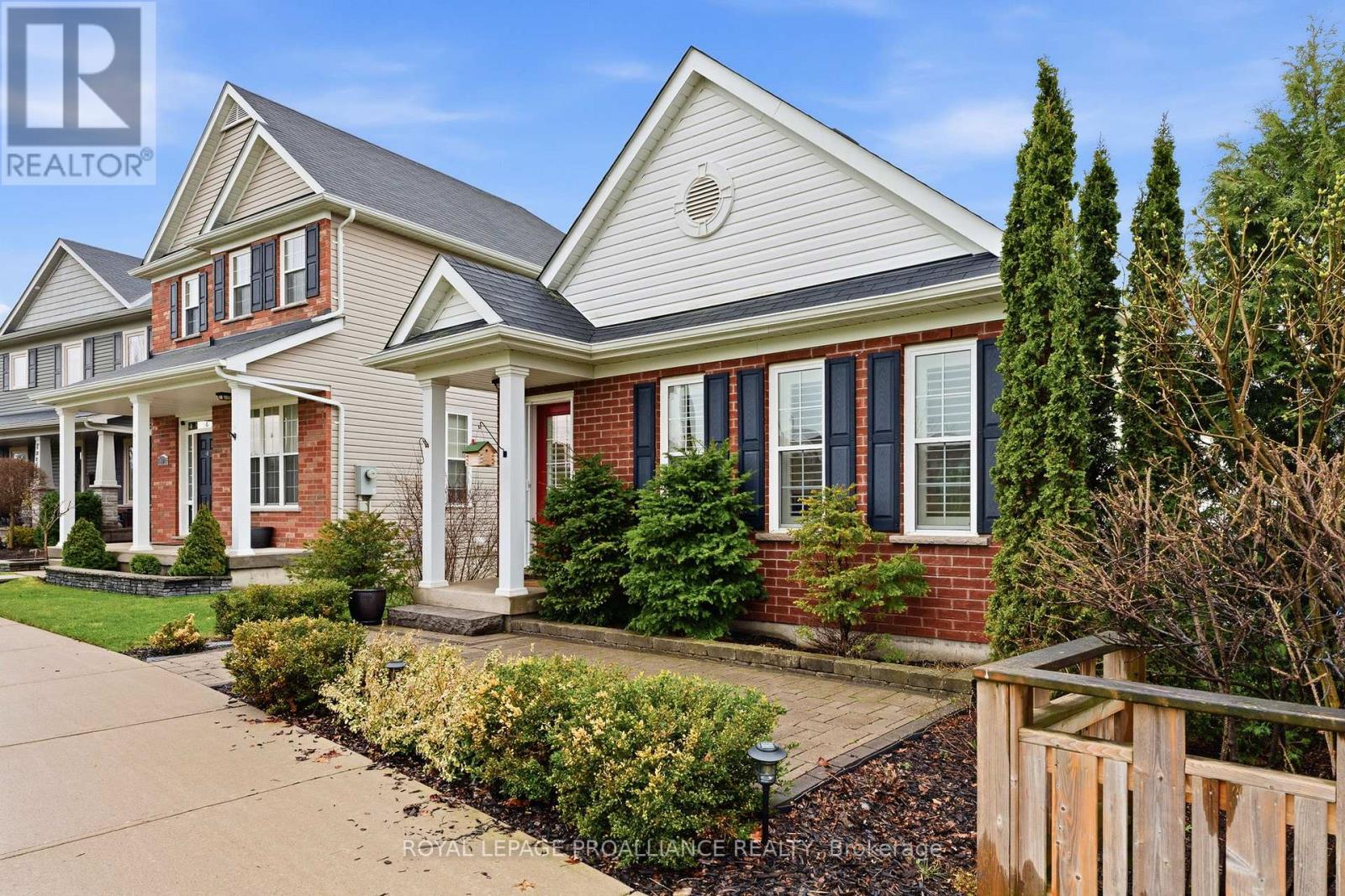 8 Bigwood Crescent, Port Hope, Ontario  L1A 0C8 - Photo 2 - X13012856