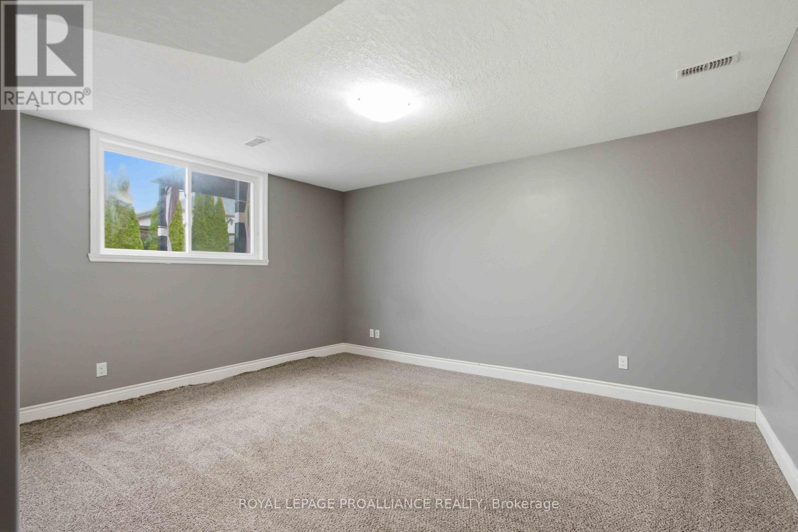 2 Freedom Crescent, Quinte West (Sidney Ward), Ontario  K8V 0C1 - Photo 17 - X13012872