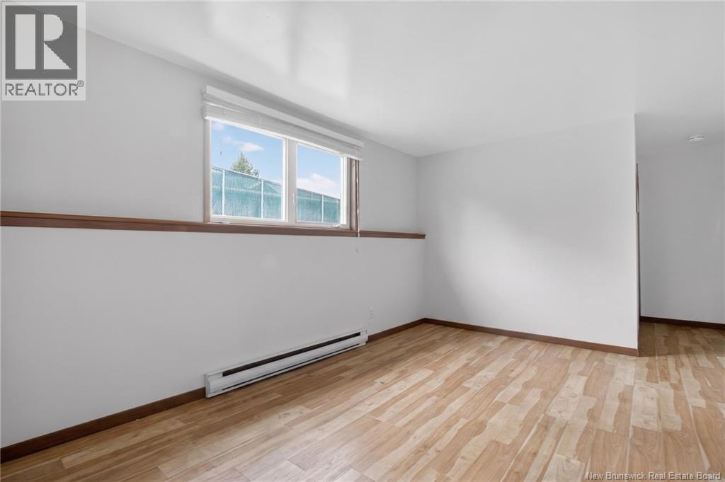 61 Drummond Street, Moncton, New Brunswick  E1A 2Z3 - Photo 11 - NB137416