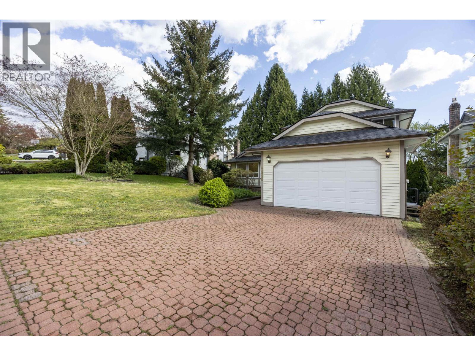 2556 Trillium Place, Coquitlam, British Columbia  V3E 2G3 - Photo 3 - R3111602