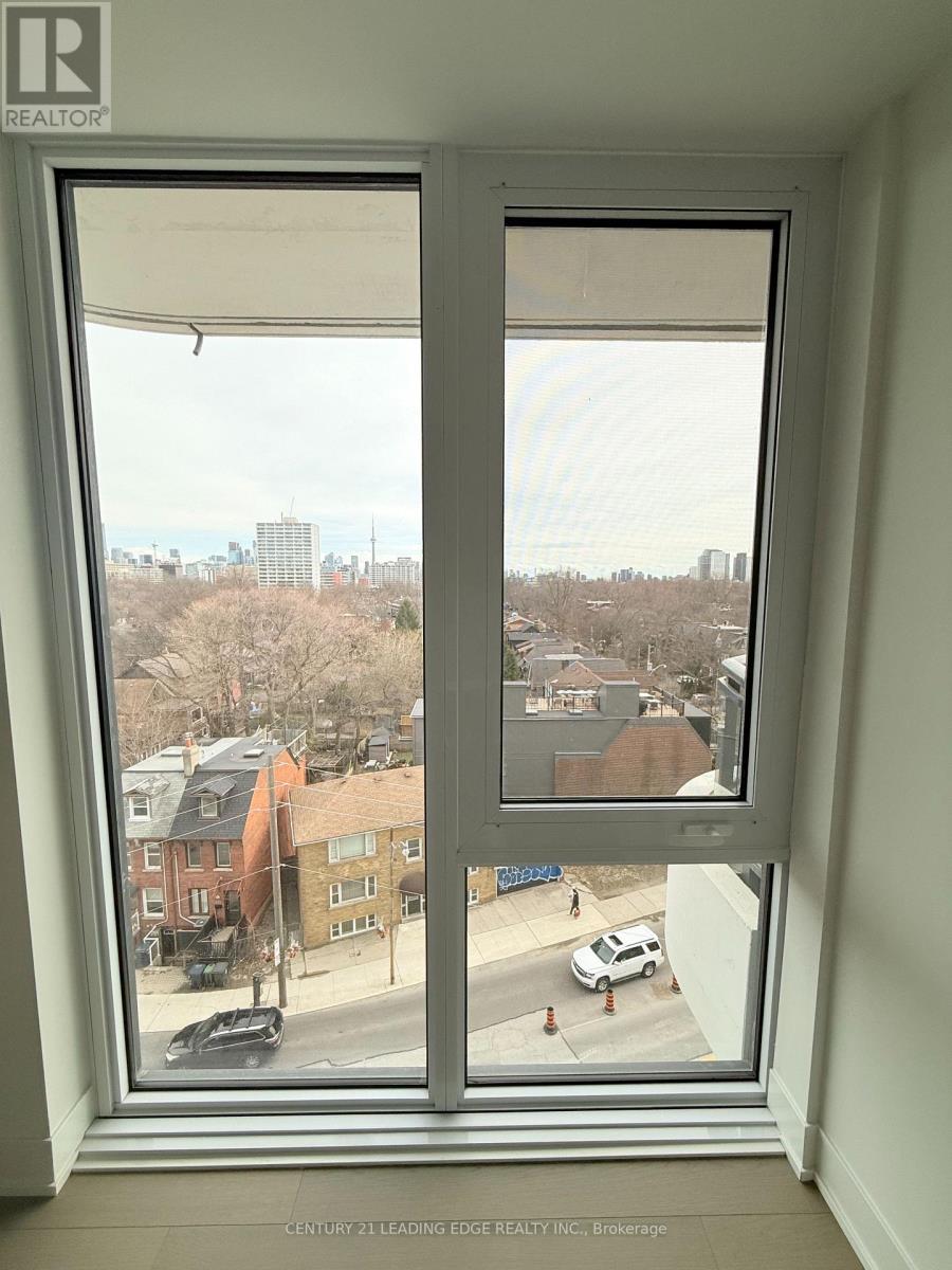 702 - 322 Dupont Street, Toronto, Ontario  M5R 1V9 - Photo 9 - C13012838