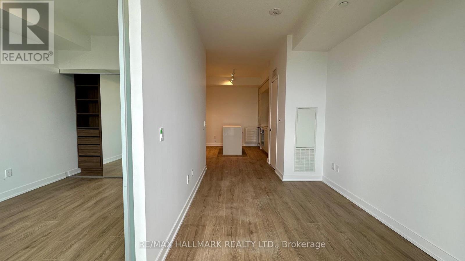 1605 - 29 Green Trail Court, Toronto, Ontario  M2K 0J9 - Photo 5 - C13012912