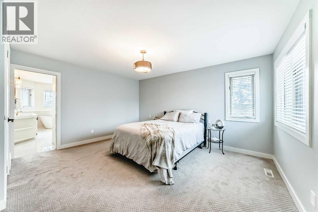 47 Canterbury Court Sw, Calgary, Alberta  T2W 6C2 - Photo 26 - A2294234