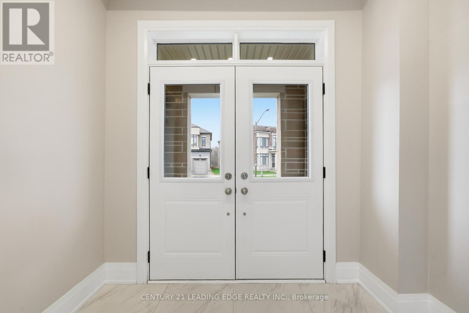 47 Priory Drive, Whitby, Ontario  L1P 0L1 - Photo 7 - E13012694