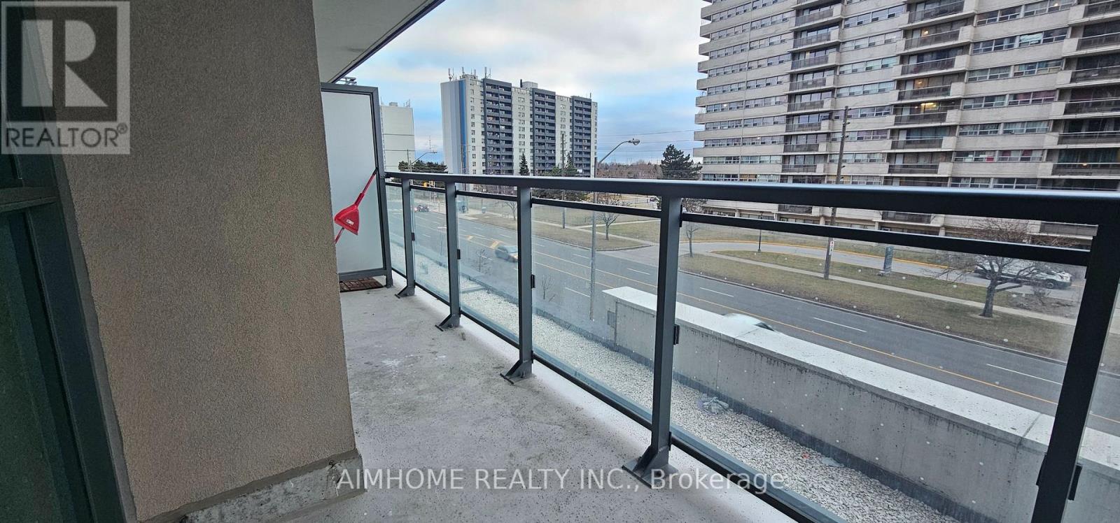 306 - 30 Meadowglen Place, Toronto, Ontario  M1G 0A6 - Photo 18 - E13012812