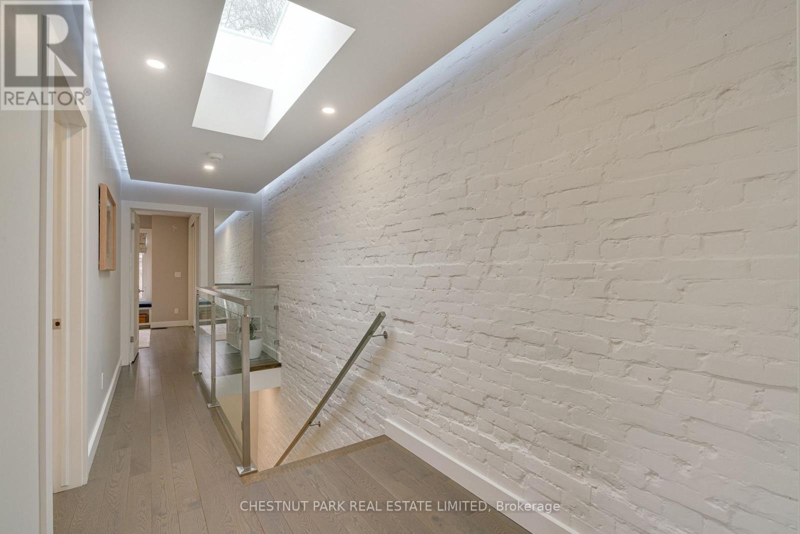 87 Bowmore Road, Toronto, Ontario  M4L 3J1 - Photo 20 - E13012816