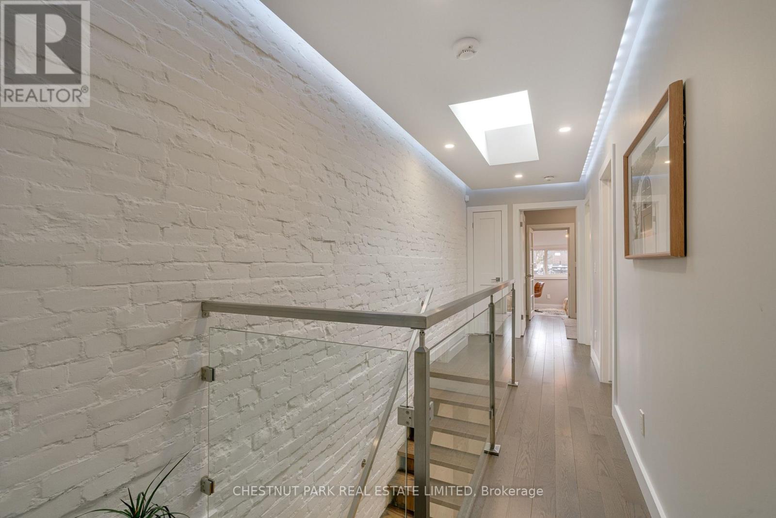 87 Bowmore Road, Toronto, Ontario  M4L 3J1 - Photo 21 - E13012816