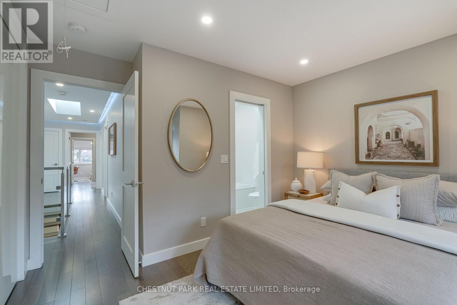 87 Bowmore Road, Toronto, Ontario  M4L 3J1 - Photo 23 - E13012816