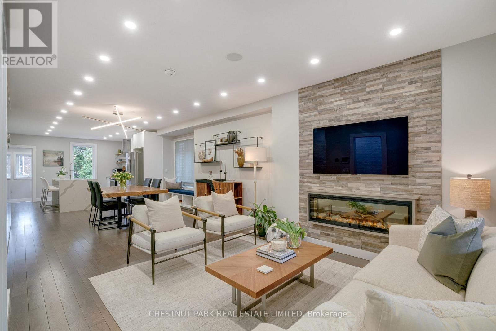 87 Bowmore Road, Toronto, Ontario  M4L 3J1 - Photo 5 - E13012816