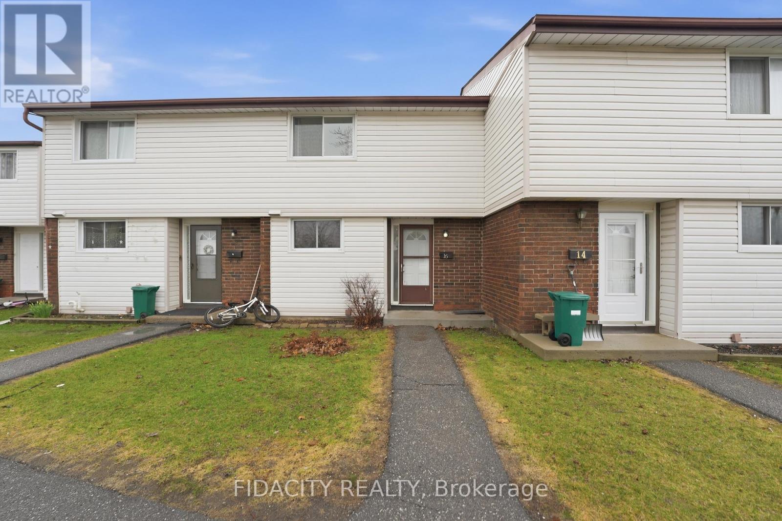 31 - 16 Glencoe Street, Ottawa, Ontario  K2H 8S6 - Photo 1 - X13012704