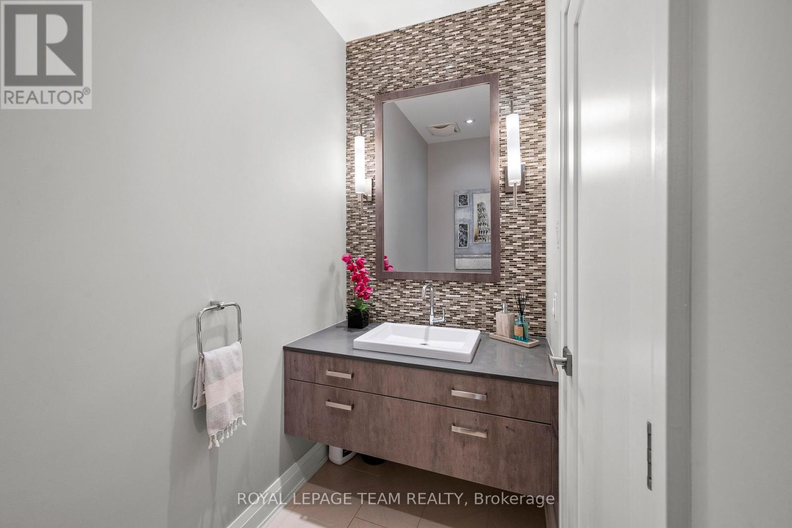 2173 Workman Avenue, Ottawa, Ontario  K2A 0A7 - Photo 6 - X13012842