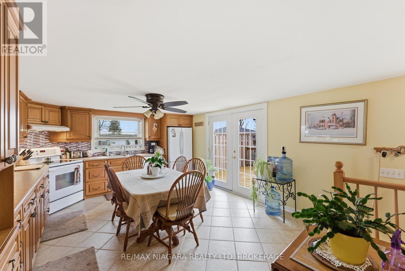 566 Holloway Bay Road, Port Colborne, Ontario  L0S 1R0 - Photo 12 - X13012854