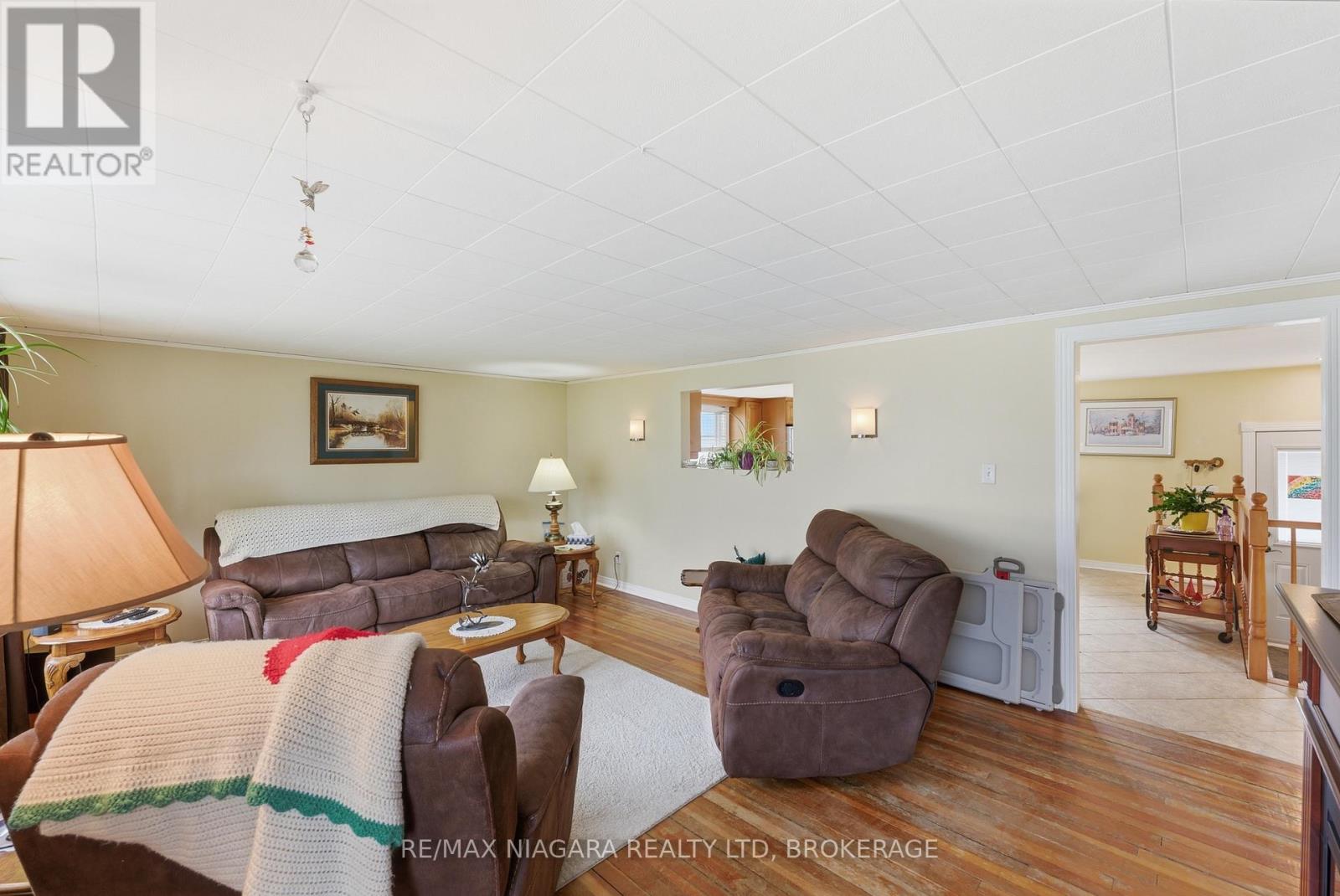 566 Holloway Bay Road, Port Colborne, Ontario  L0S 1R0 - Photo 6 - X13012854