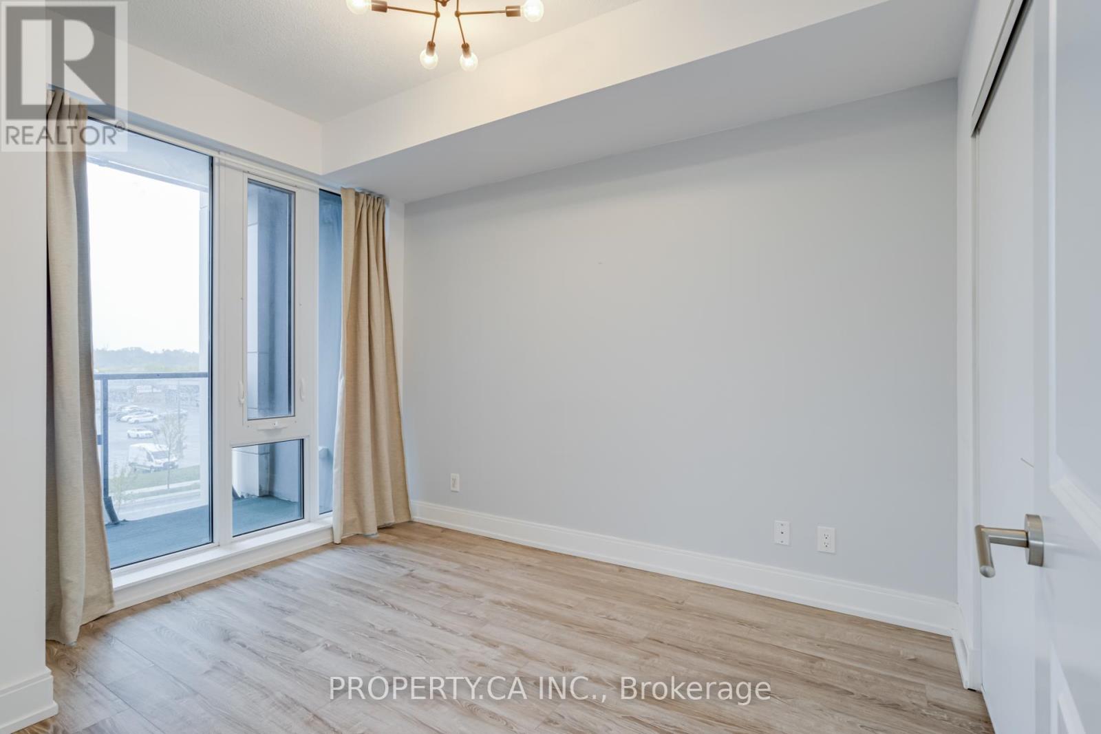 305b - 9600 Yonge Street, Richmond Hill, Ontario  L4C 0X3 - Photo 15 - N13012698