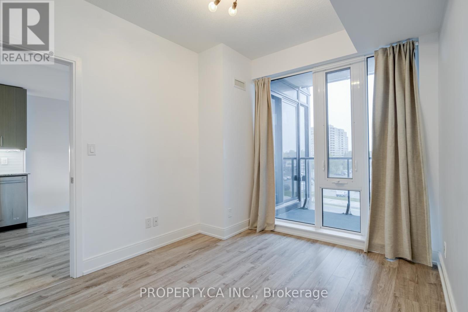 305b - 9600 Yonge Street, Richmond Hill, Ontario  L4C 0X3 - Photo 16 - N13012698