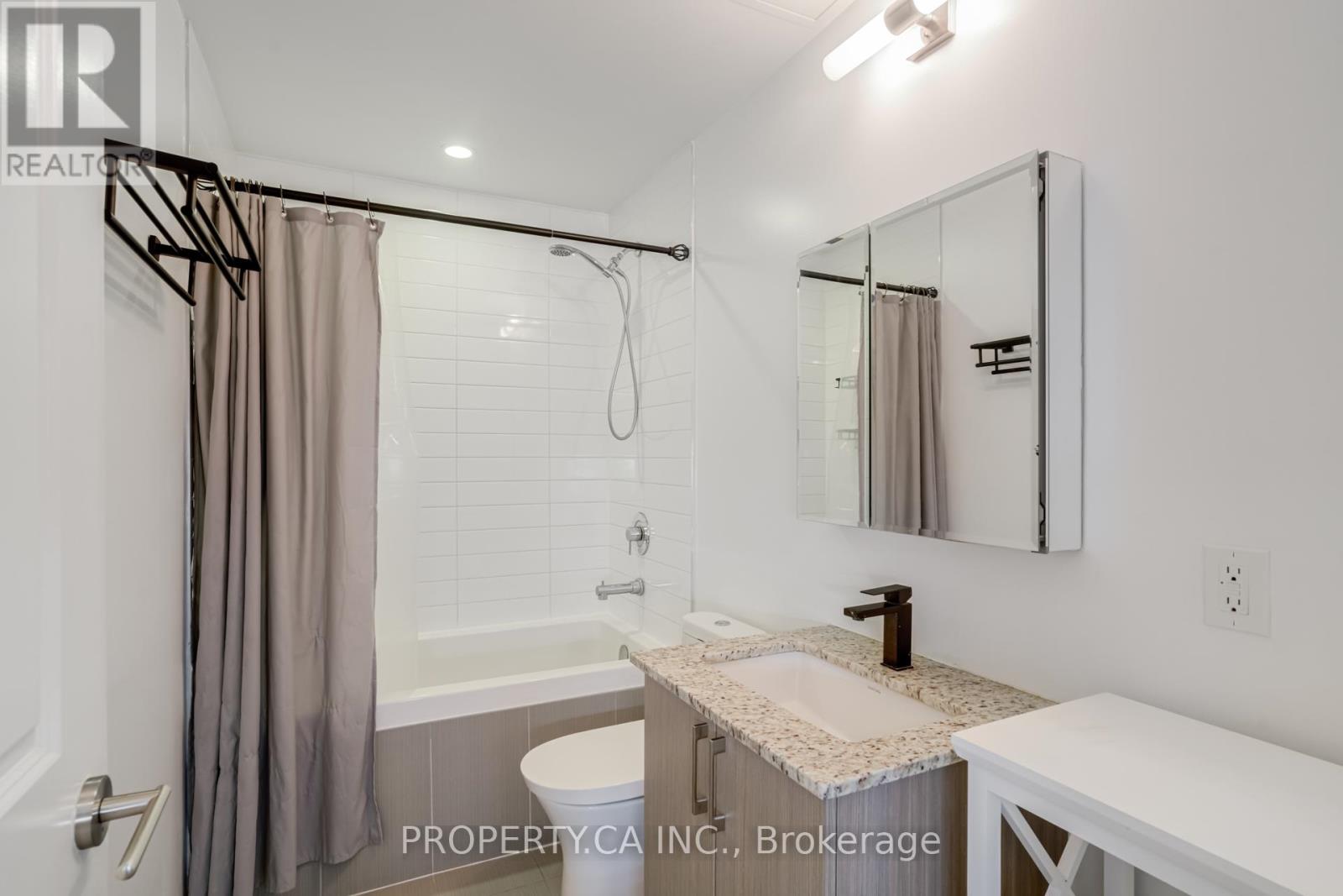 305b - 9600 Yonge Street, Richmond Hill, Ontario  L4C 0X3 - Photo 20 - N13012698