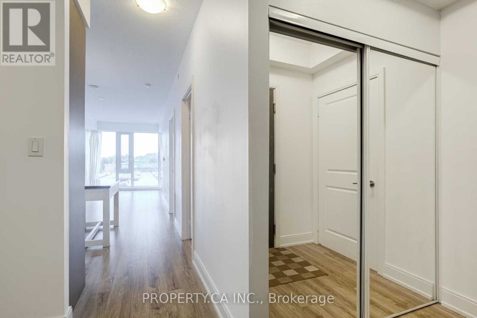 305b - 9600 Yonge Street, Richmond Hill, Ontario  L4C 0X3 - Photo 4 - N13012698