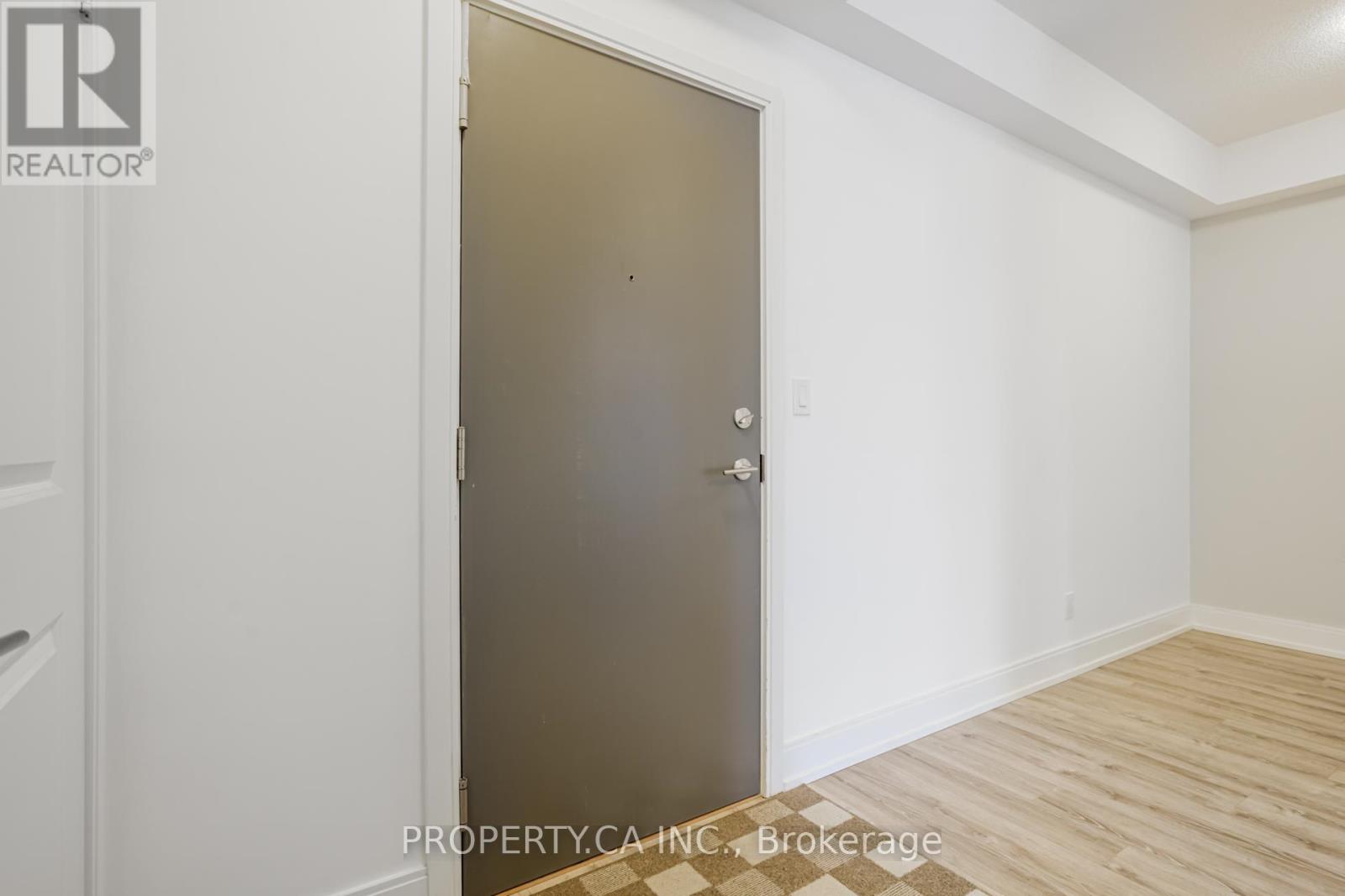 305b - 9600 Yonge Street, Richmond Hill, Ontario  L4C 0X3 - Photo 5 - N13012698