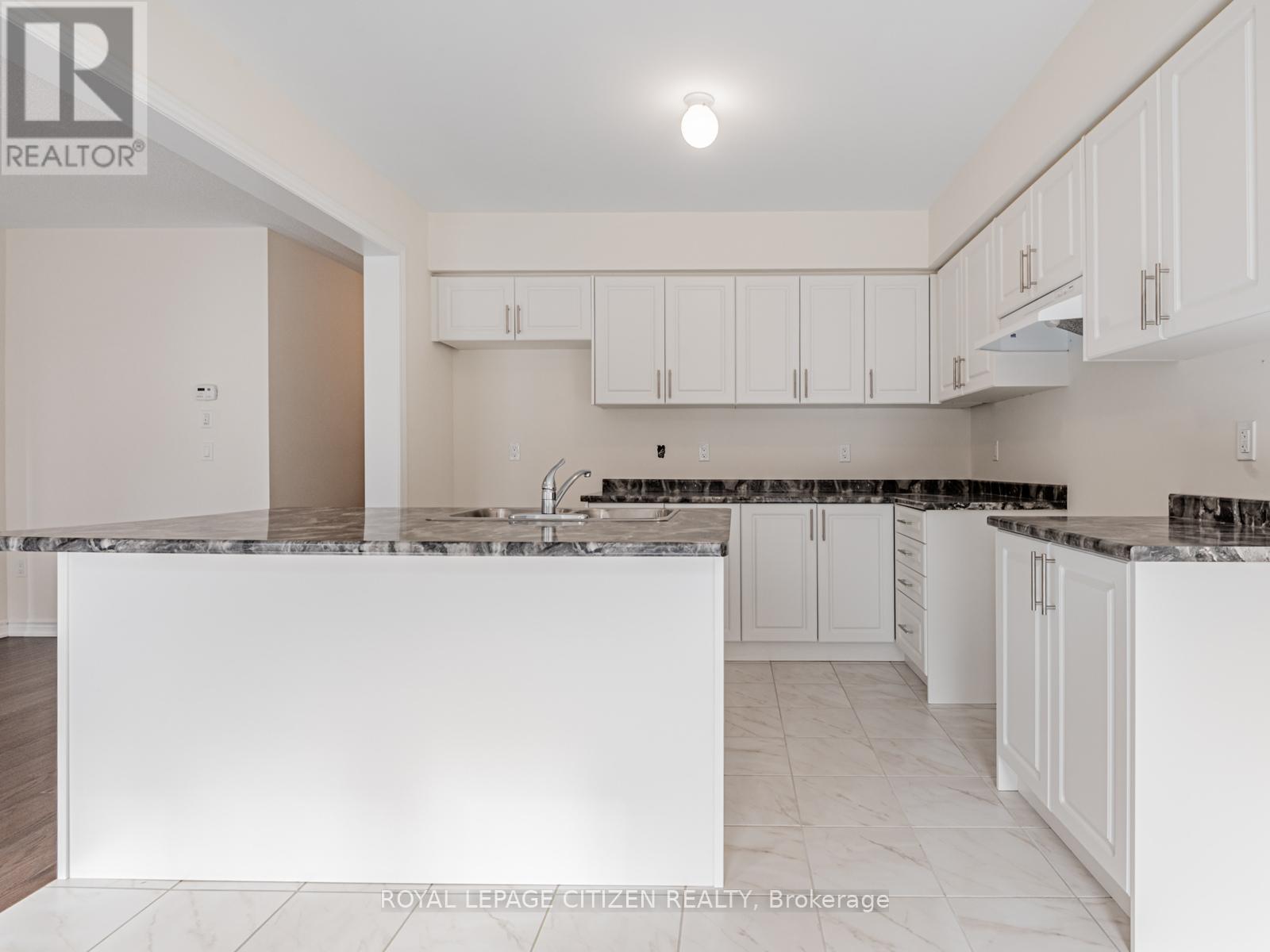 5 Wayne Allision Drive, Georgina, Ontario  L0E 1R0 - Photo 13 - N13012706