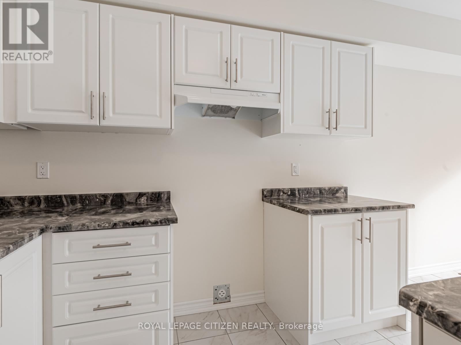 5 Wayne Allision Drive, Georgina, Ontario  L0E 1R0 - Photo 15 - N13012706