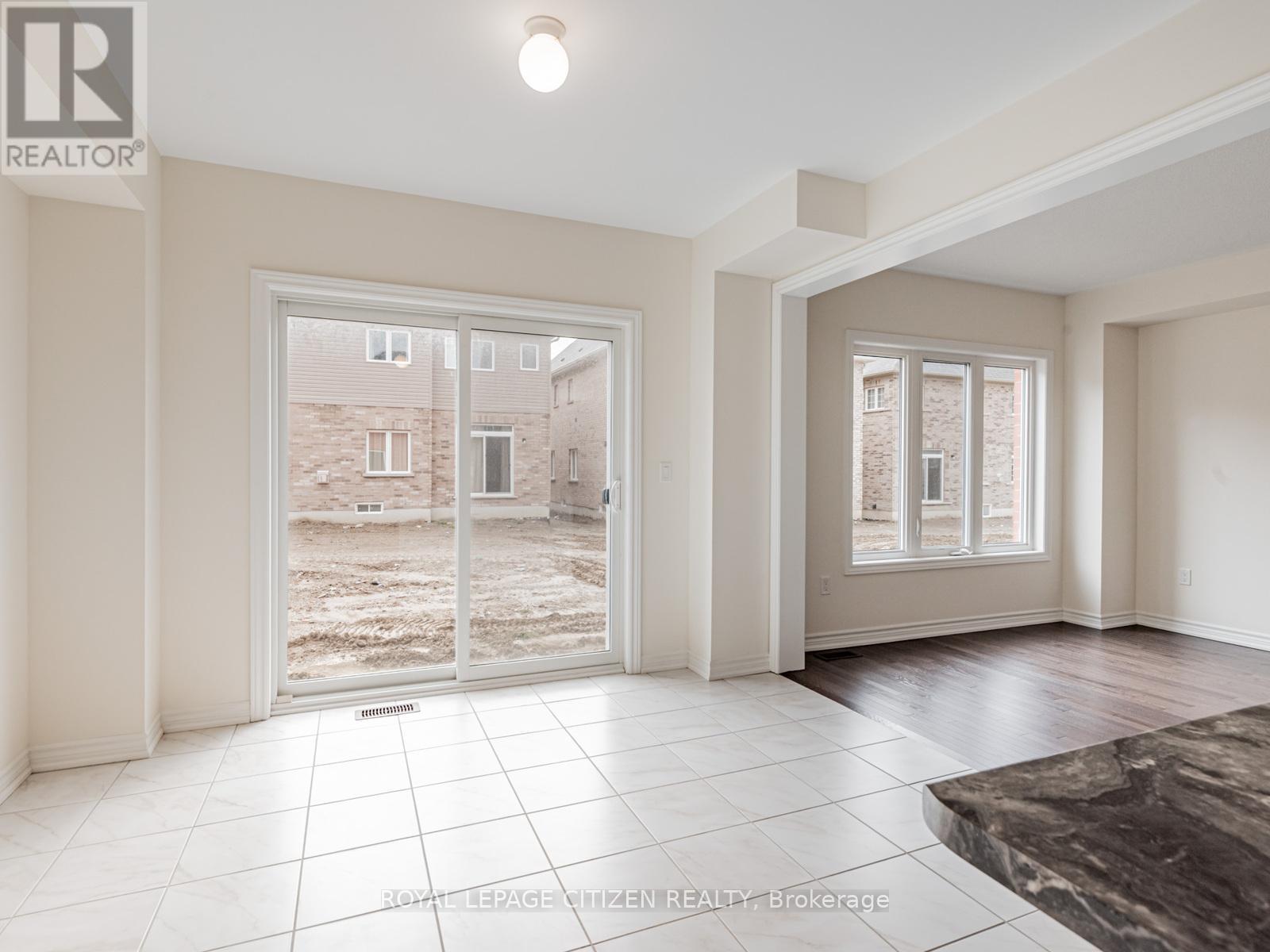 5 Wayne Allision Drive, Georgina, Ontario  L0E 1R0 - Photo 18 - N13012706