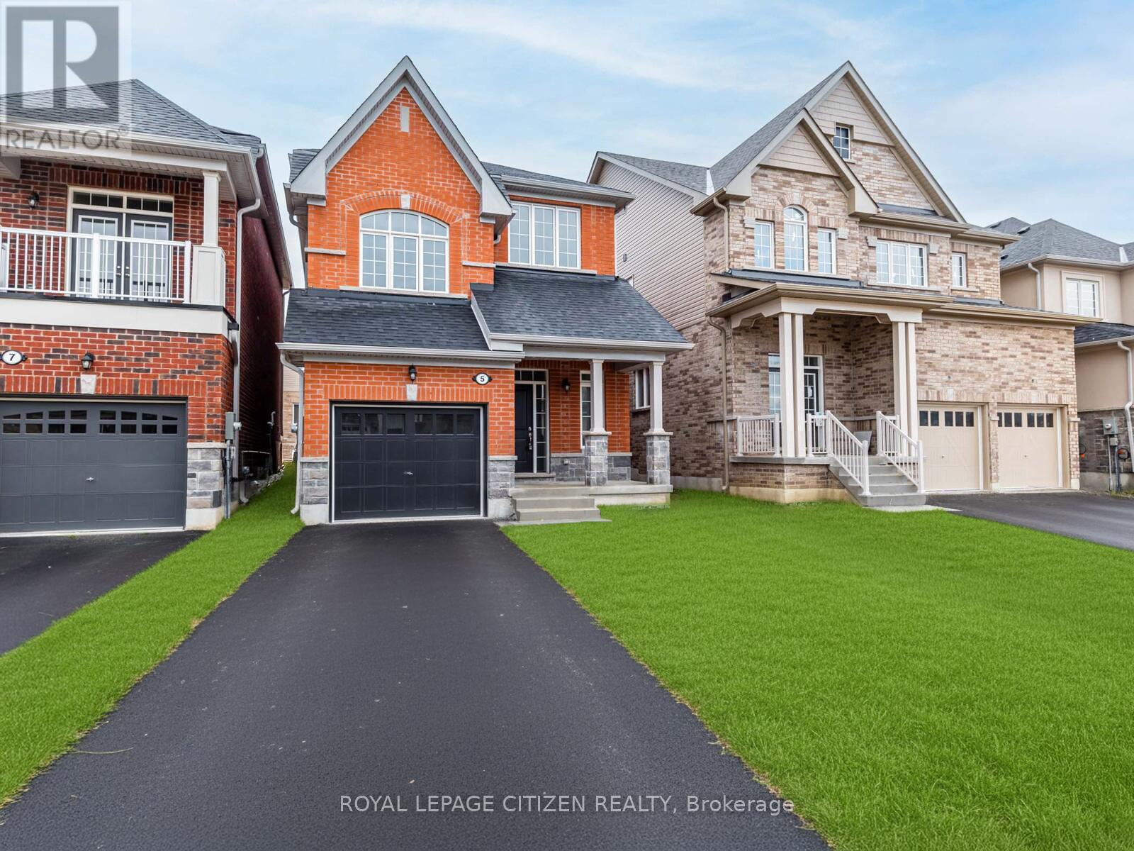 5 Wayne Allision Drive, Georgina, Ontario  L0E 1R0 - Photo 2 - N13012706