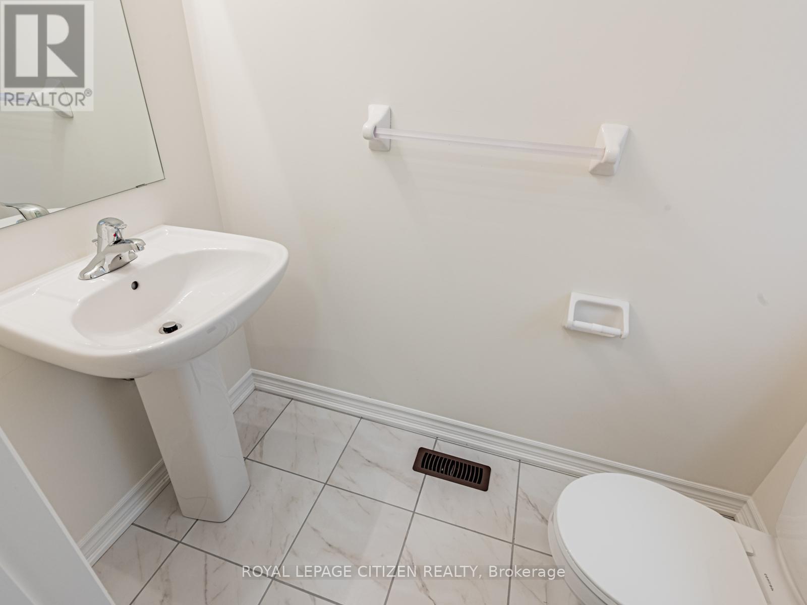 5 Wayne Allision Drive, Georgina, Ontario  L0E 1R0 - Photo 20 - N13012706