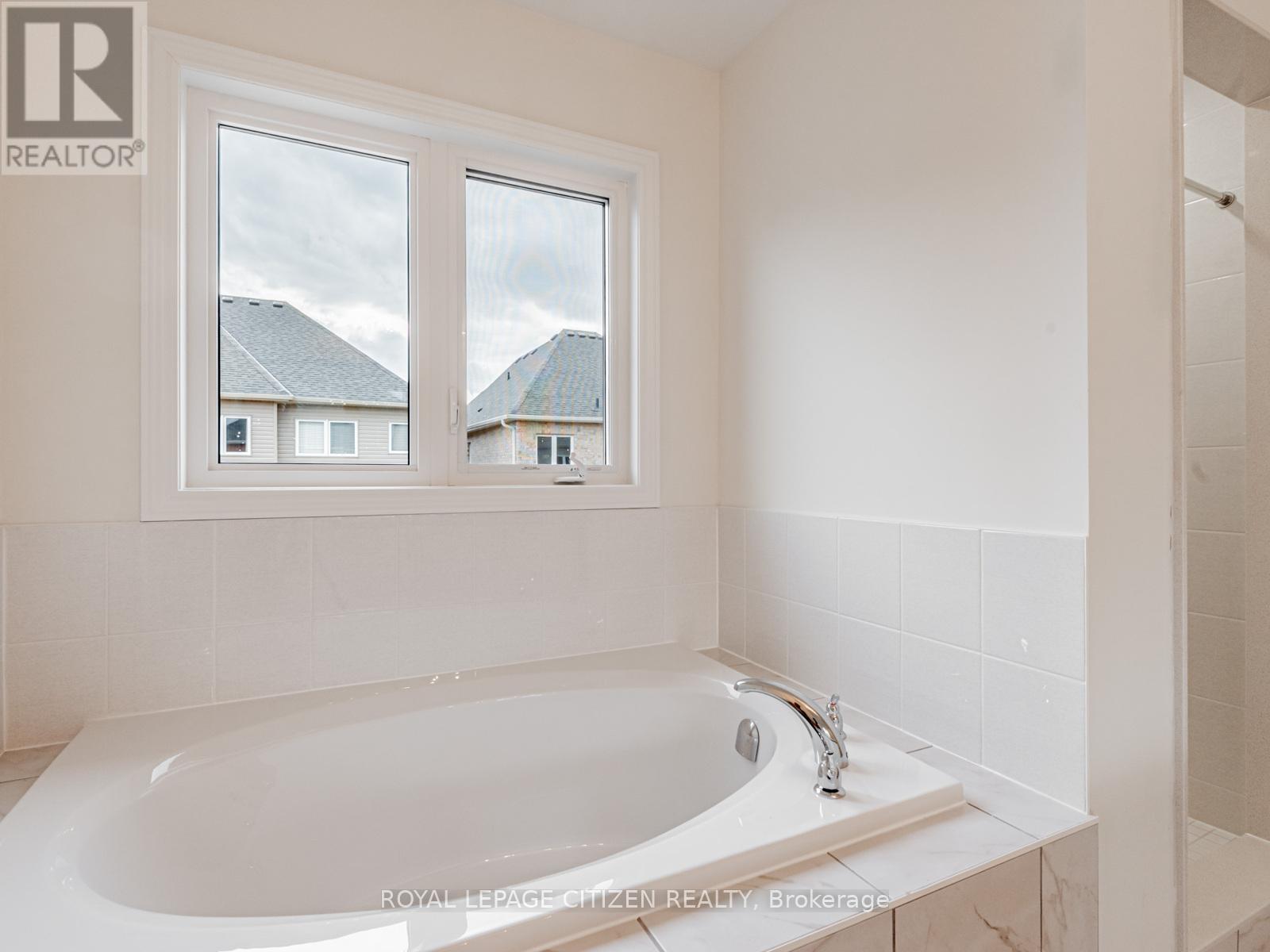 5 Wayne Allision Drive, Georgina, Ontario  L0E 1R0 - Photo 35 - N13012706