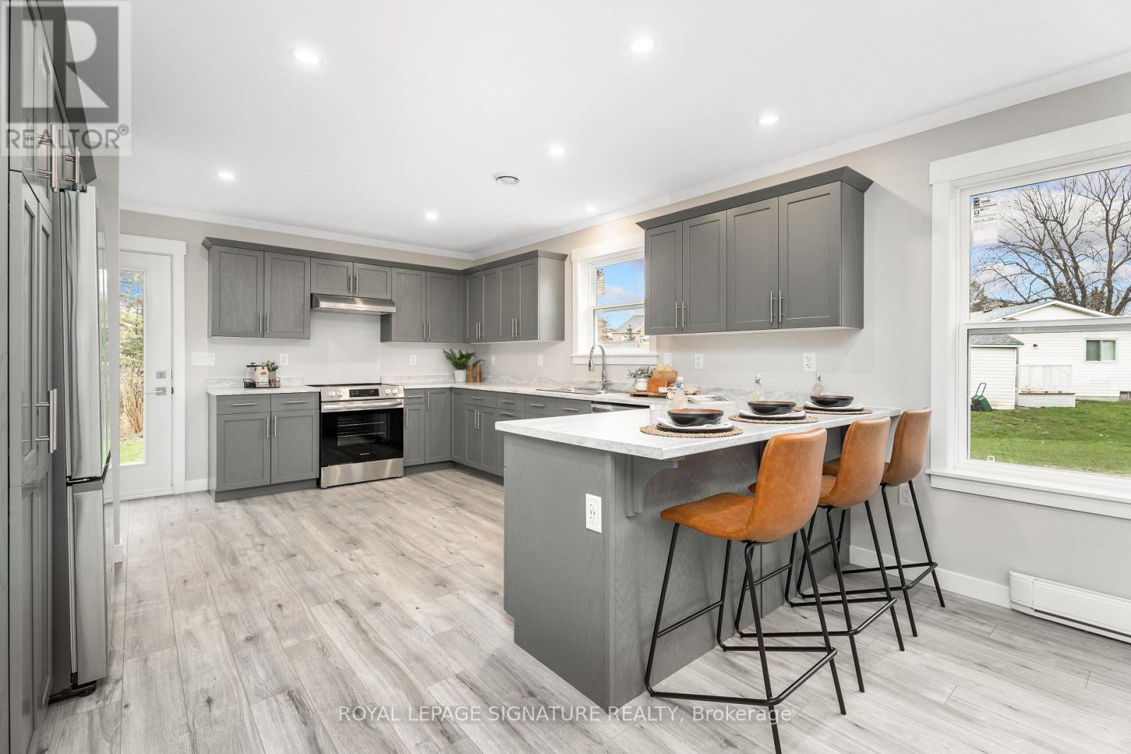 16 Briarwood Place, Innisfil, Ontario  L0L 1L0 - Photo 18 - N13012782