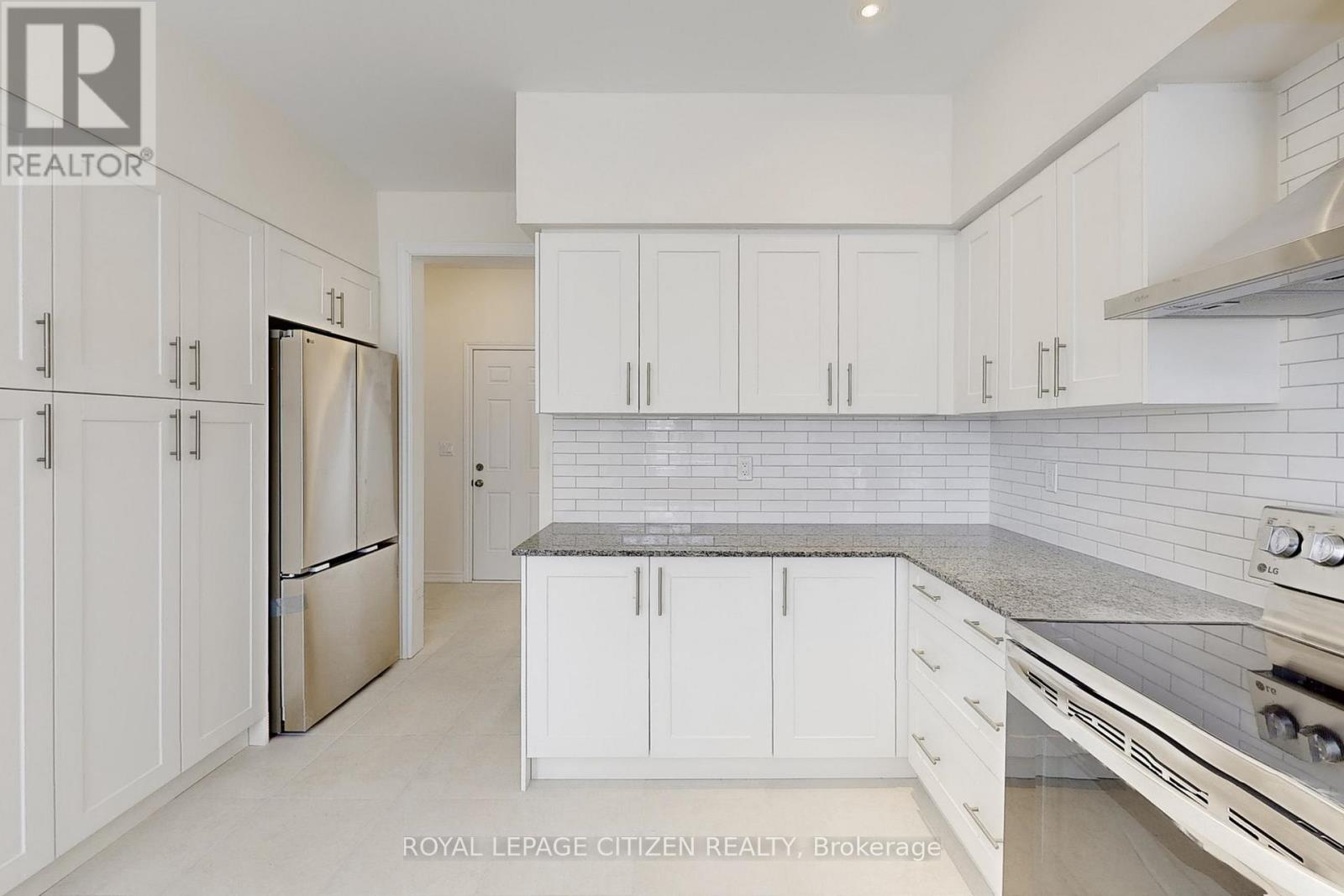 129 Cliff Thompson Crescent, Georgina, Ontario  L0E 1R0 - Photo 12 - N13012806