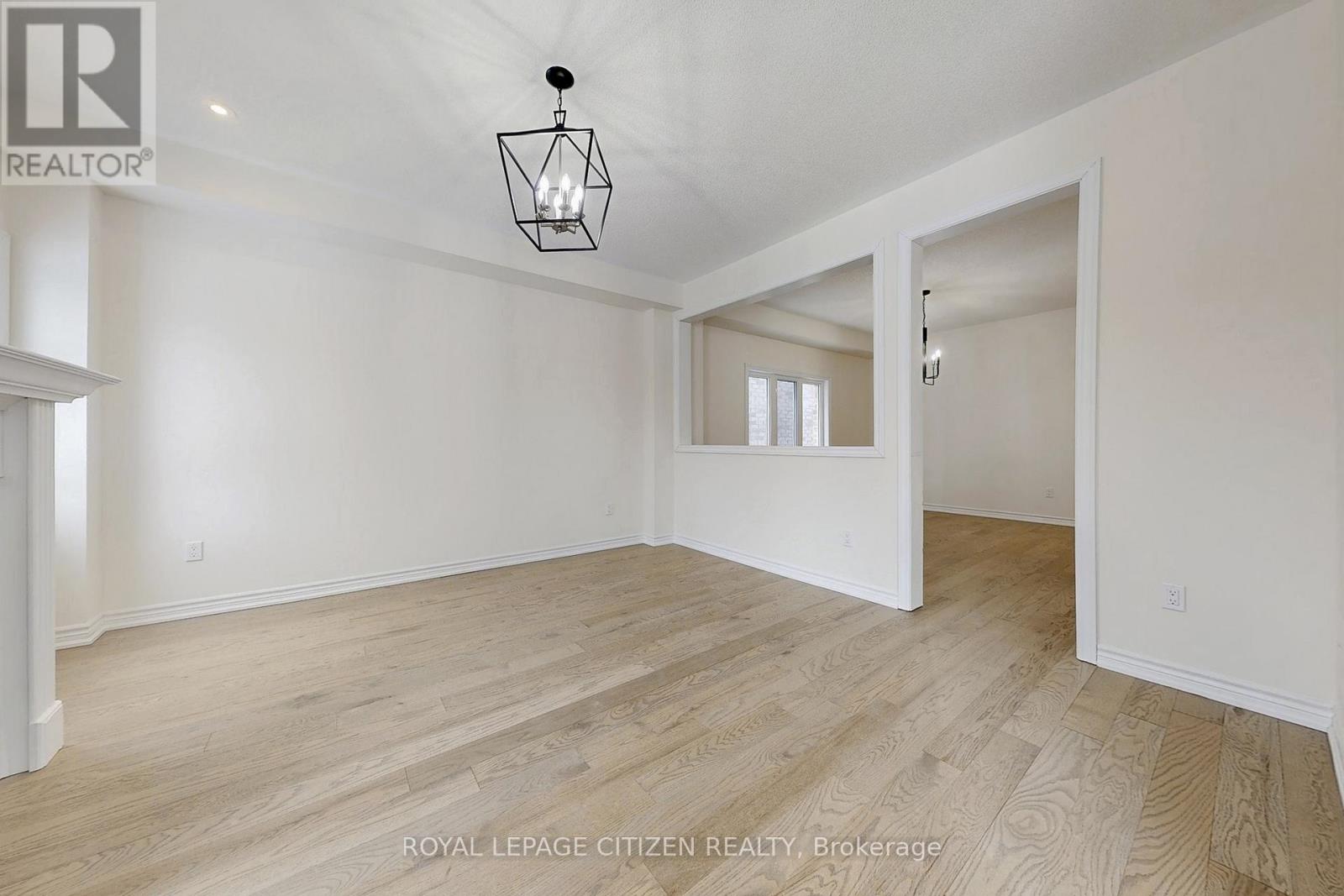 129 Cliff Thompson Crescent, Georgina, Ontario  L0E 1R0 - Photo 7 - N13012806