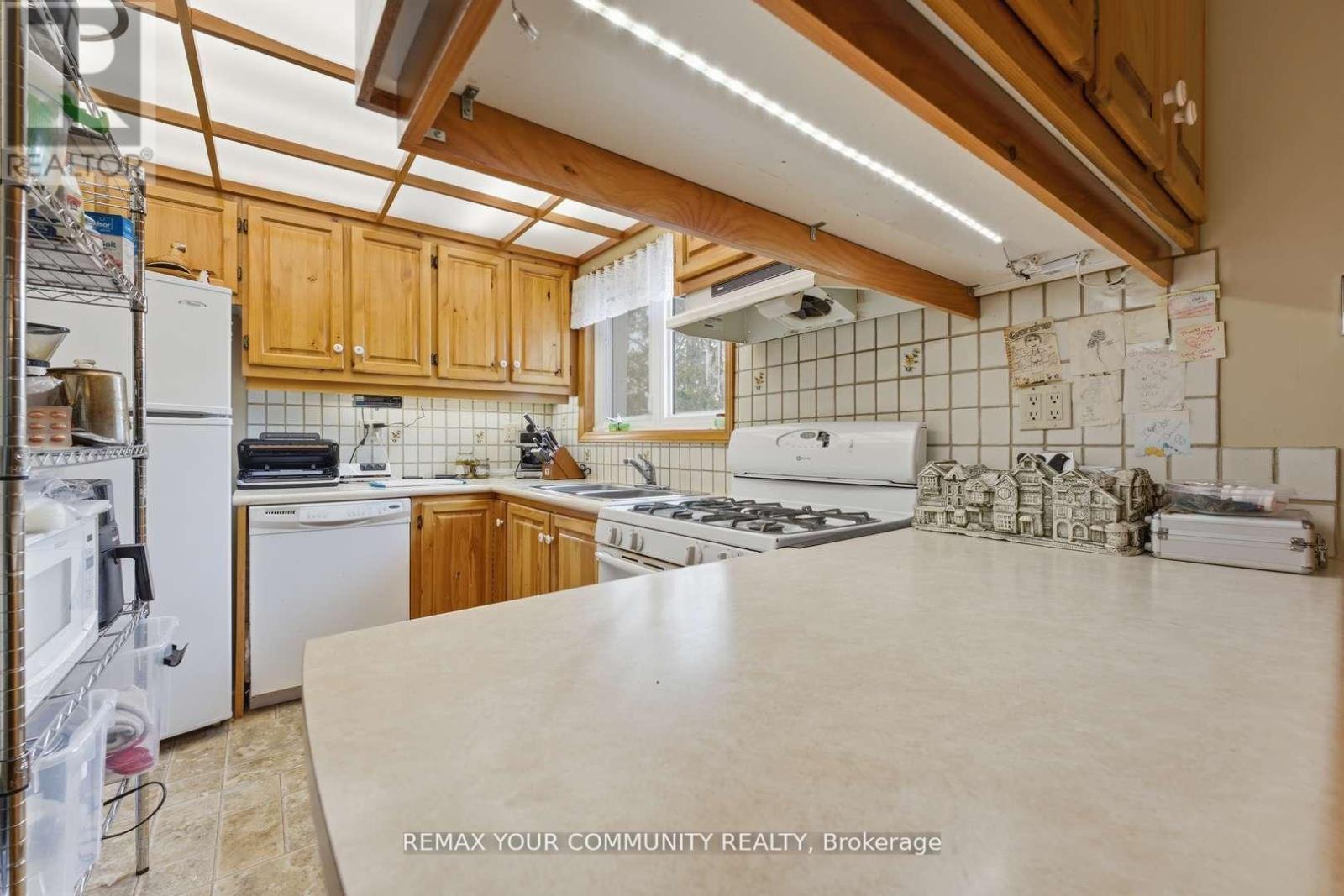 154 Hollingsworth Drive, King, Ontario  L7B 1G8 - Photo 11 - N13012834