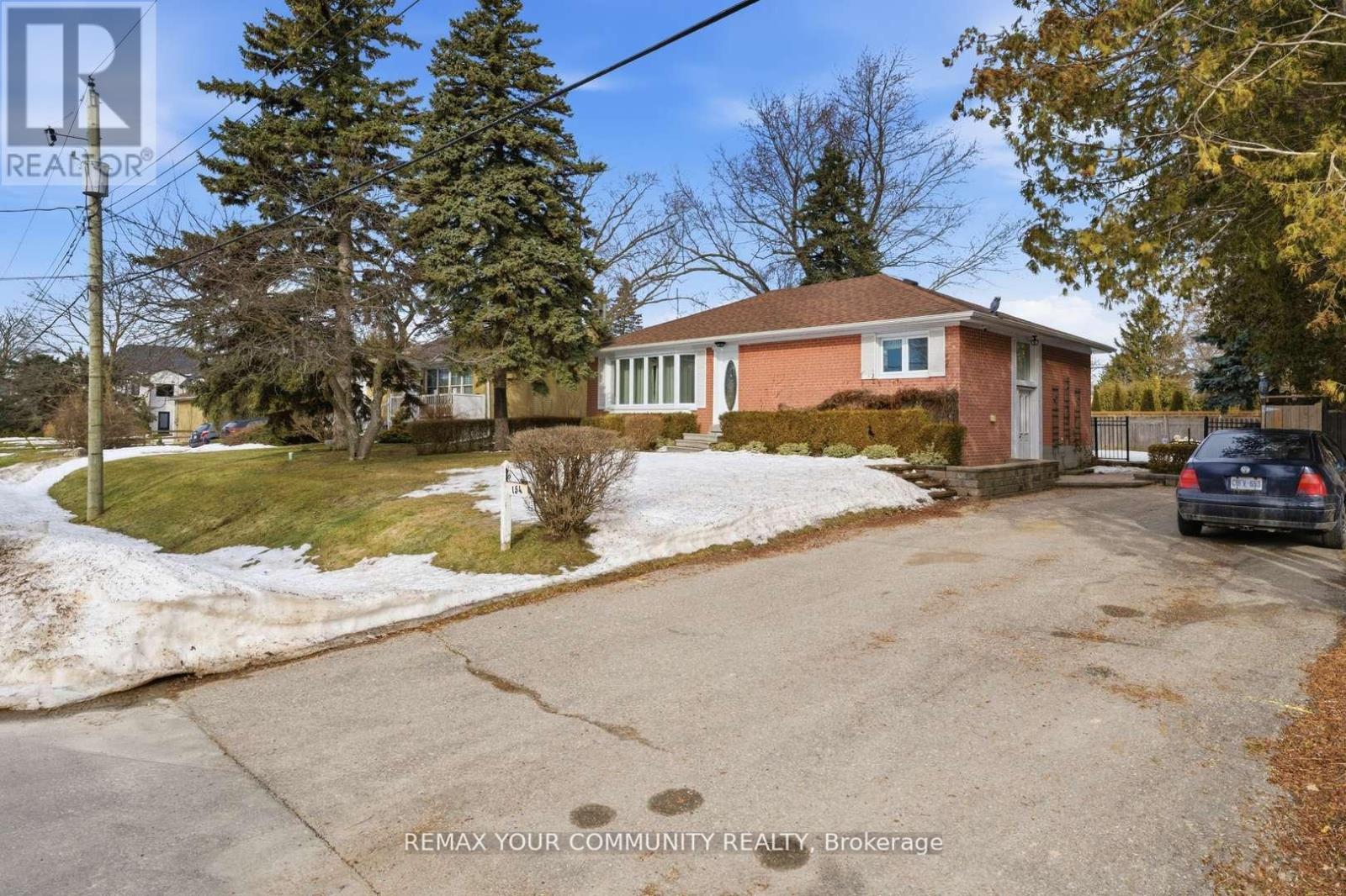 154 Hollingsworth Drive, King, Ontario  L7B 1G8 - Photo 7 - N13012834