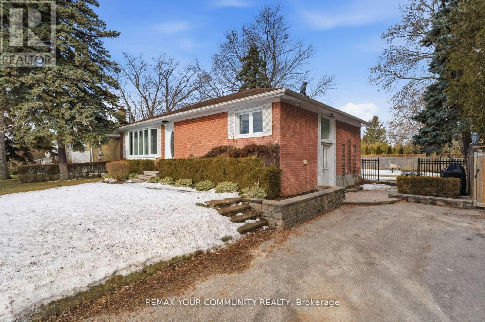 154 Hollingsworth Drive, King, Ontario  L7B 1G8 - Photo 8 - N13012834