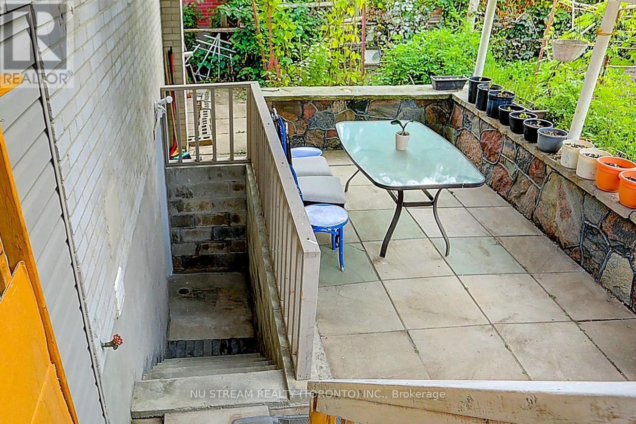 Bsmt - 432 Crosby Avenue, Richmond Hill, Ontario  L4C 2S1 - Photo 2 - N13012892