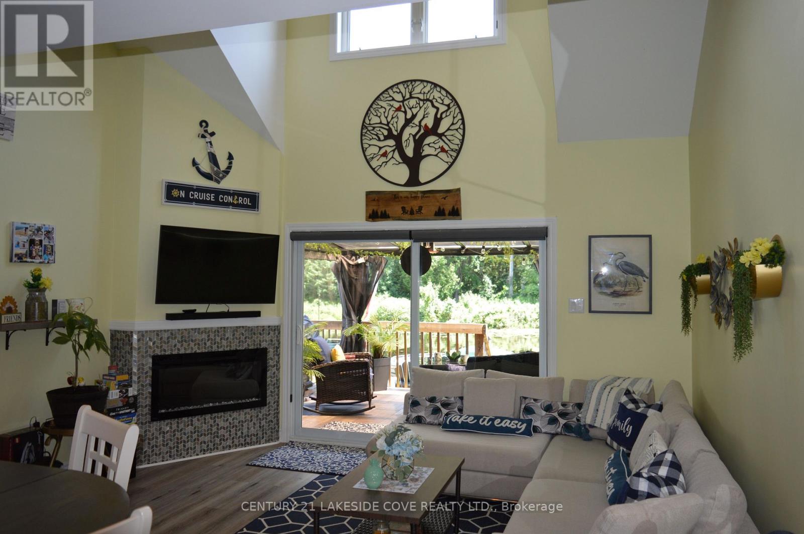 8 - 41 Laguna Parkway, Ramara (Brechin), Ontario  L0K 1B0 - Photo 4 - S13012766