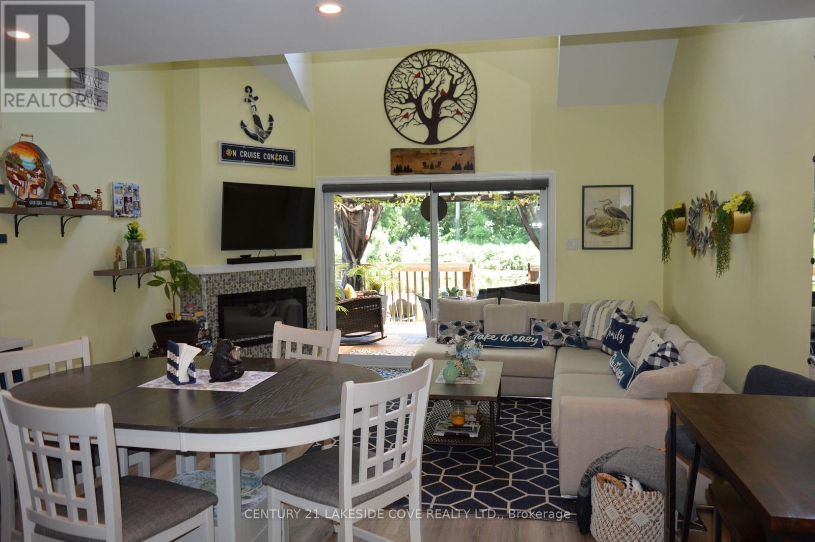 Unit 8 - 41 Laguna Parkway, Ramara, Ontario  L0K 1B0 - Photo 5 - S13012770