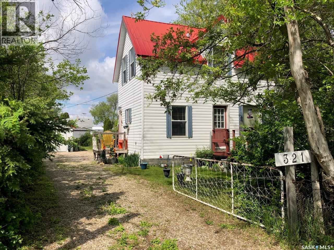 321 Rongve Street, Sturgis, Saskatchewan  S0A 4A0 - Photo 48 - SK033249