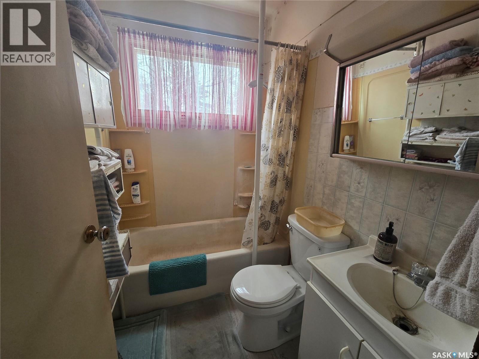 235 Carpenter Street, Glenavon, Saskatchewan  S0G 1Y0 - Photo 14 - SK033224