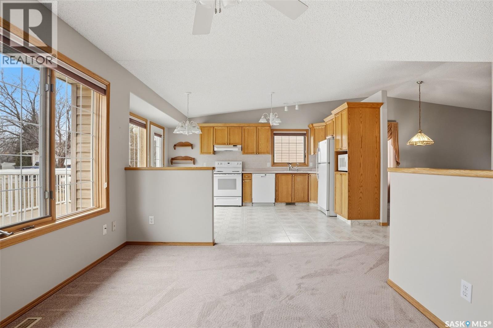 915 Garry Street N, Regina, Saskatchewan  S4X 2R6 - Photo 13 - SK033201