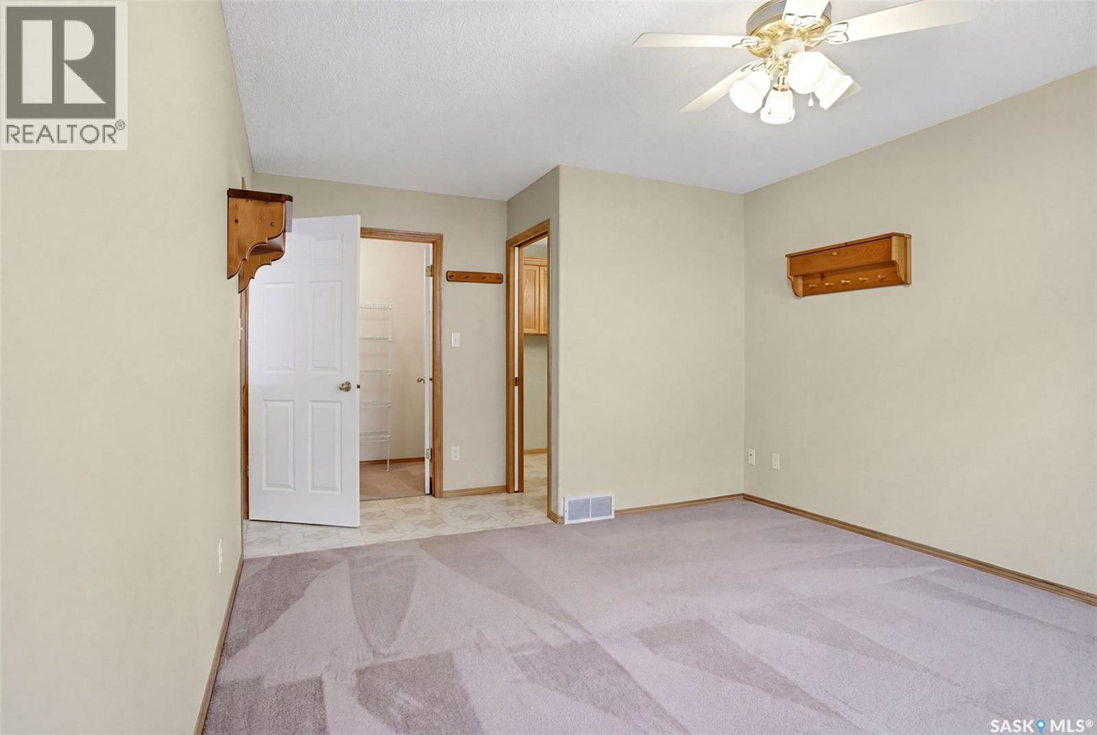 915 Garry Street N, Regina, Saskatchewan  S4X 2R6 - Photo 17 - SK033201