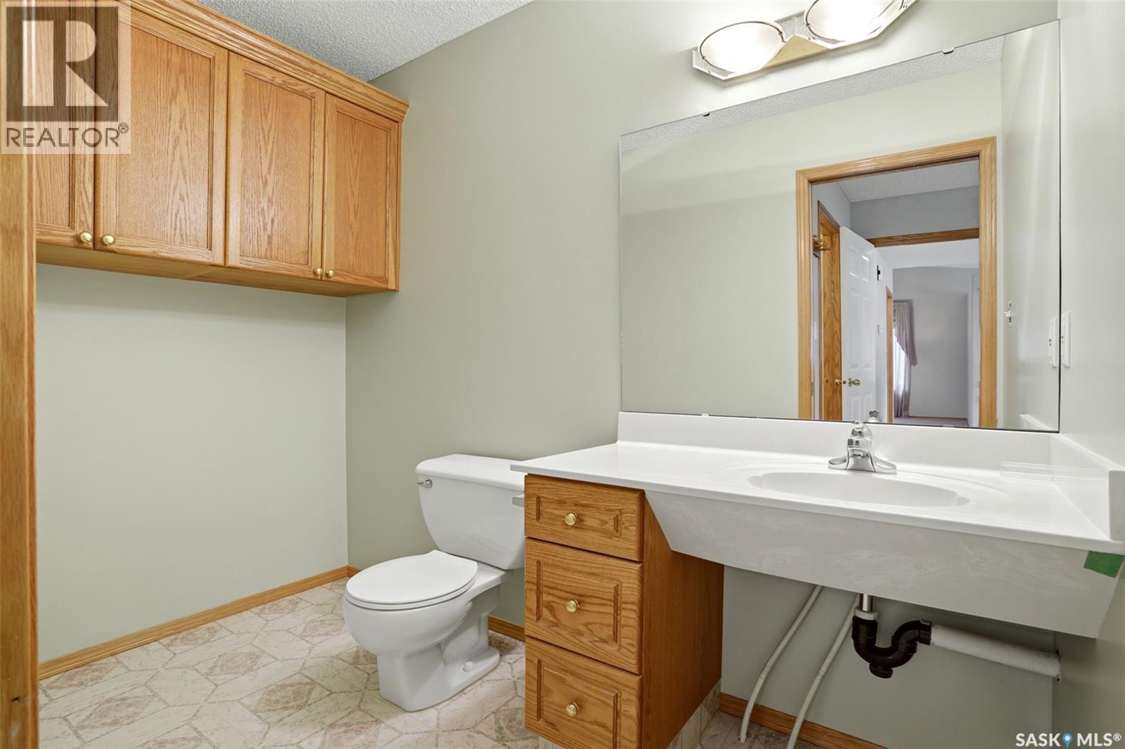 915 Garry Street N, Regina, Saskatchewan  S4X 2R6 - Photo 19 - SK033201