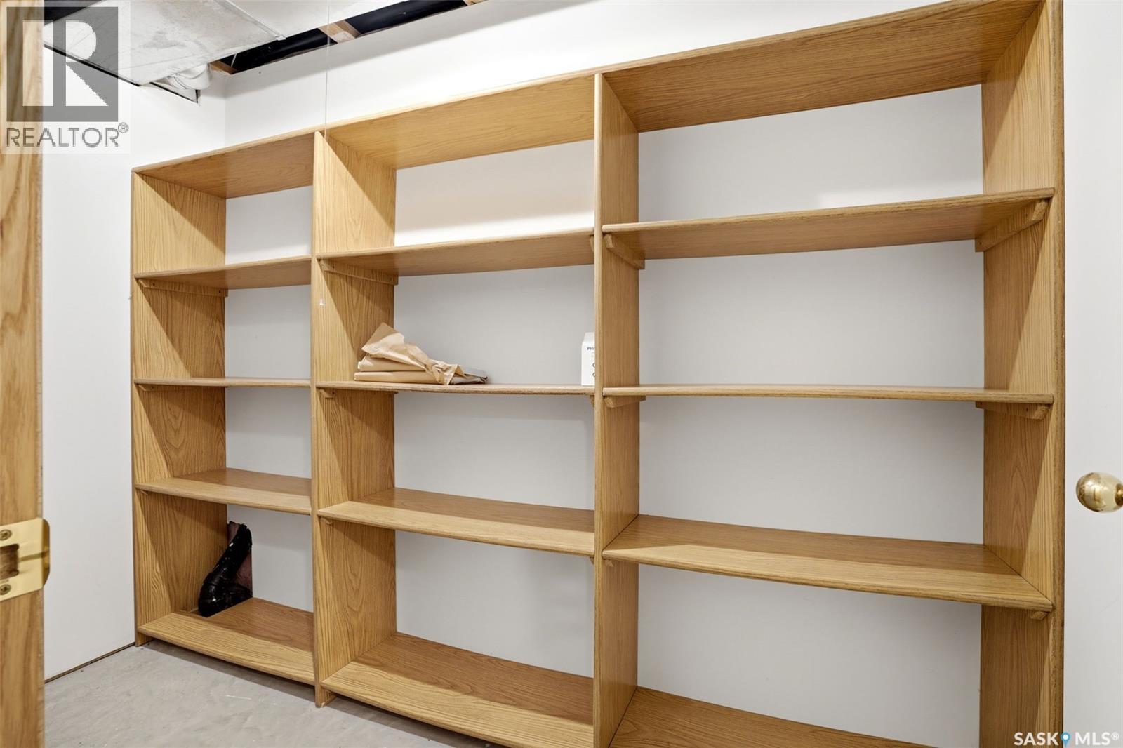 915 Garry Street N, Regina, Saskatchewan  S4X 2R6 - Photo 29 - SK033201