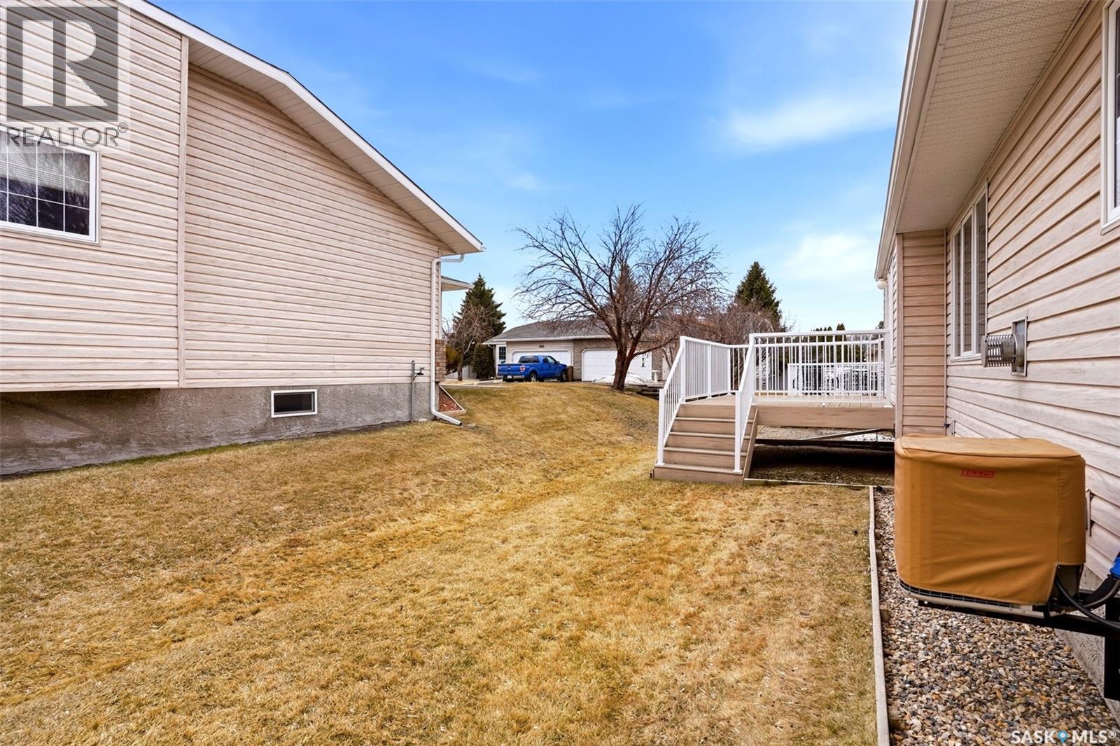 915 Garry Street N, Regina, Saskatchewan  S4X 2R6 - Photo 33 - SK033201