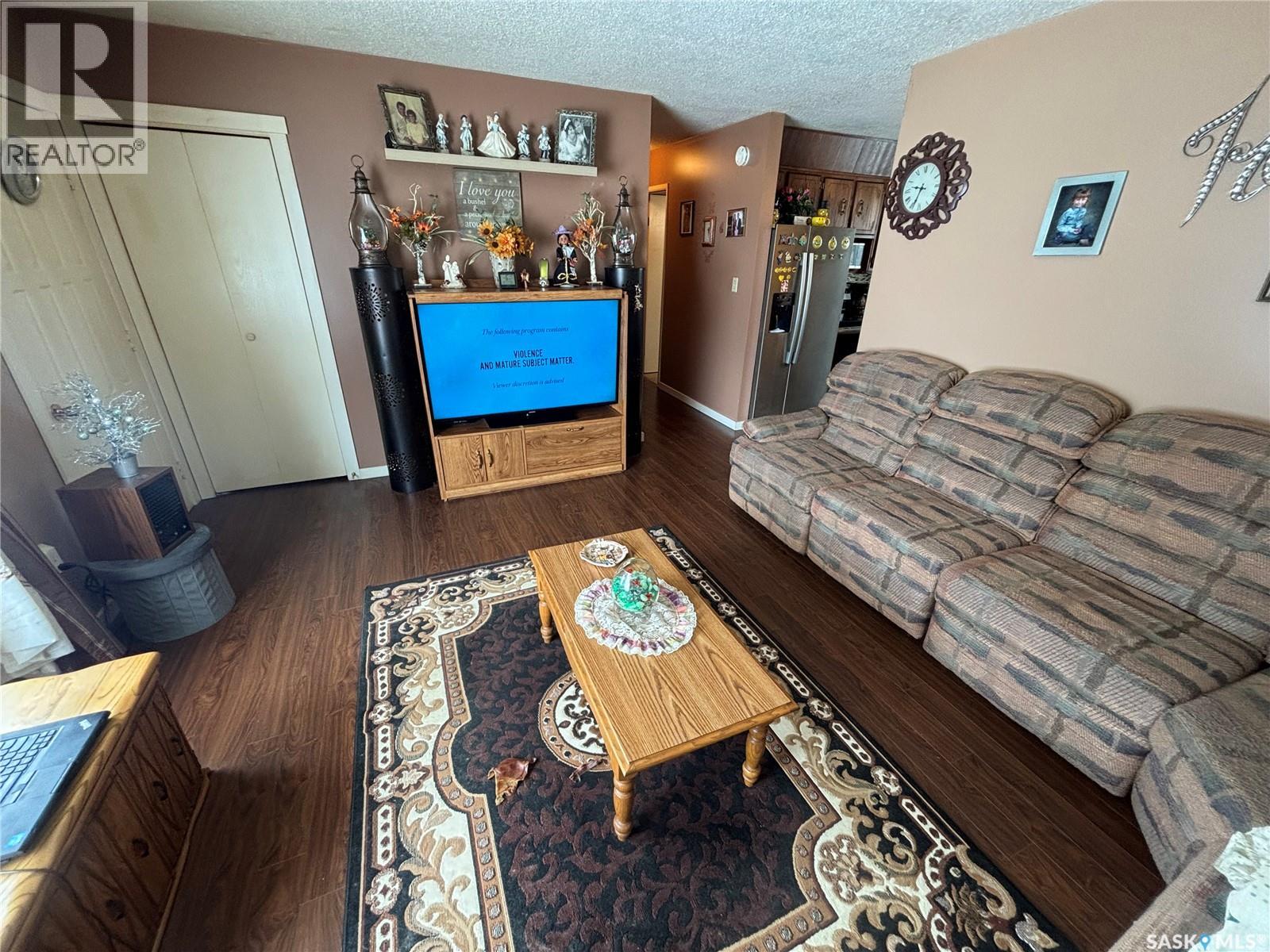 107 Millburn Street, Melfort, Saskatchewan  S0E 1A0 - Photo 8 - SK033195