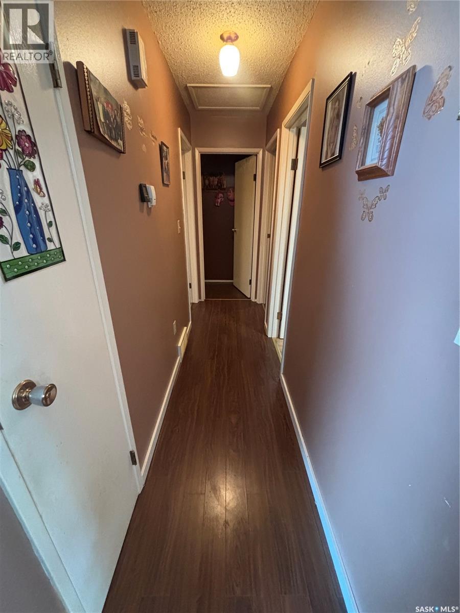 107 Millburn Street, Melfort, Saskatchewan  S0E 1A0 - Photo 9 - SK033195